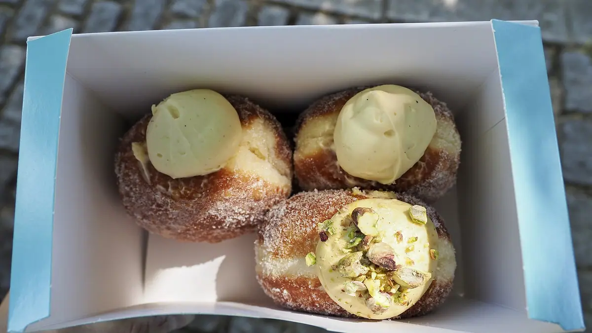 The Kilted Donut – doughnut shop in Granton Harbour, Edinburgh